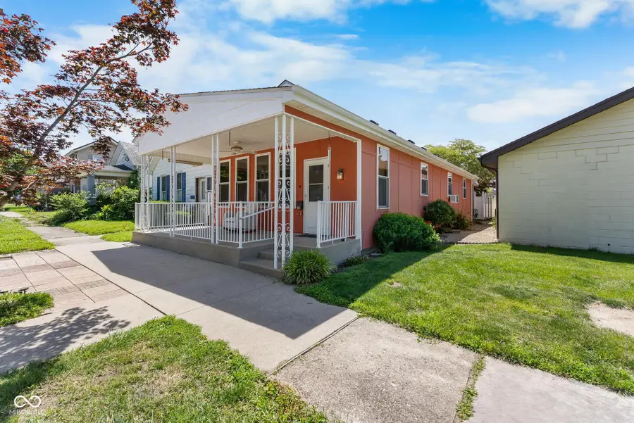 404 E 3rd Street, Seymour, IN 47274 - #3