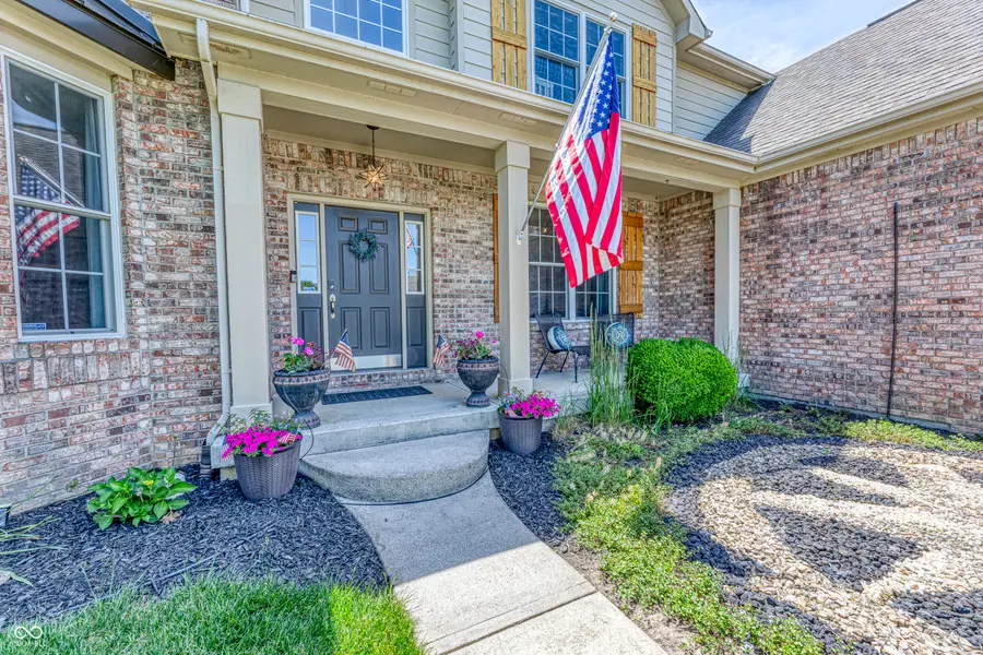 6867 W Thornebush Drive, McCordsville, IN 46055 - #2