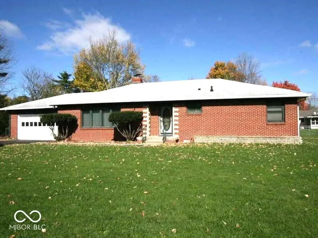 6634 N Oakview Drive, Indianapolis, IN 46278 - #1