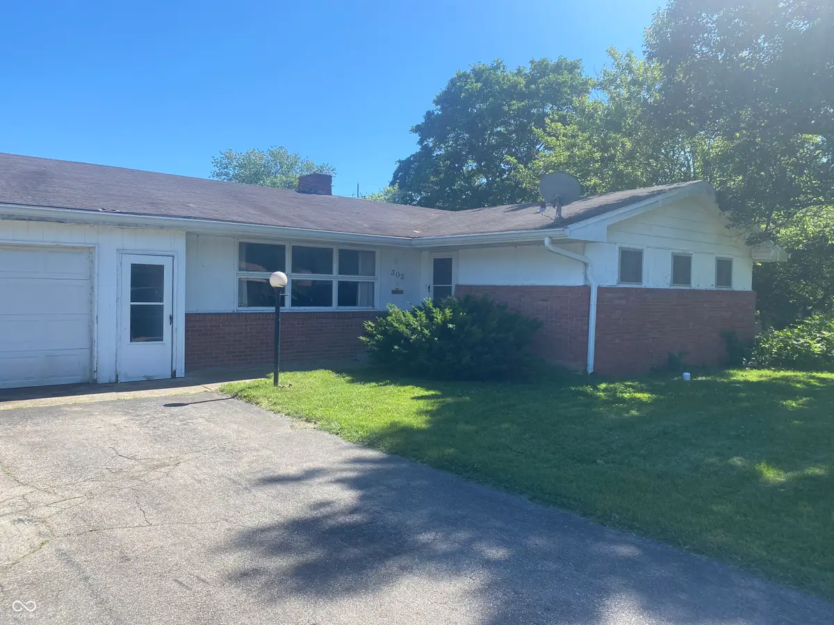 303 Sunset Drive, Columbus, IN 47201 - #1