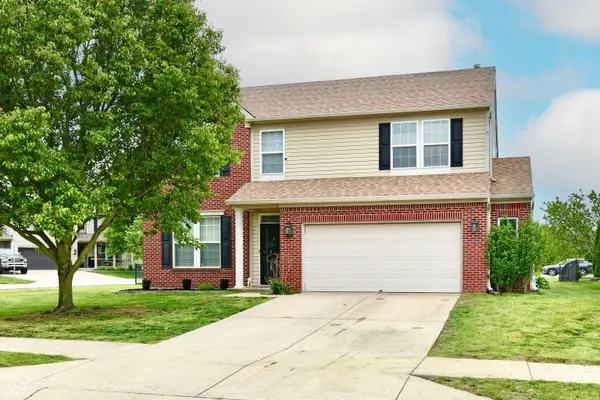 5862 Columbia Circle, Greenwood, IN 46142