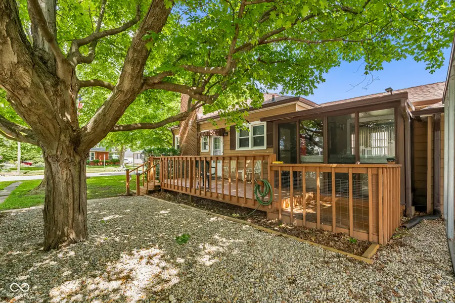 203 N 13th Avenue, Beech Grove, IN 46107 - #3