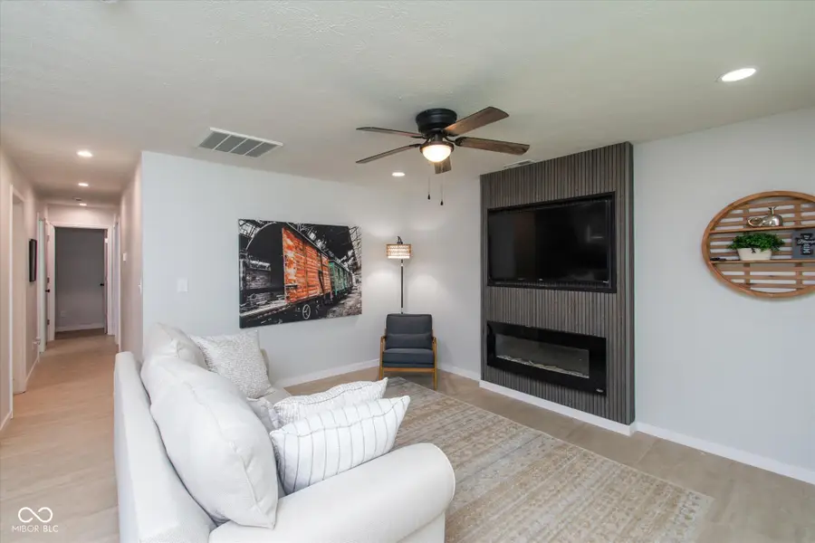 5035 Rosslyn Avenue, Indianapolis, IN 46205 - #3