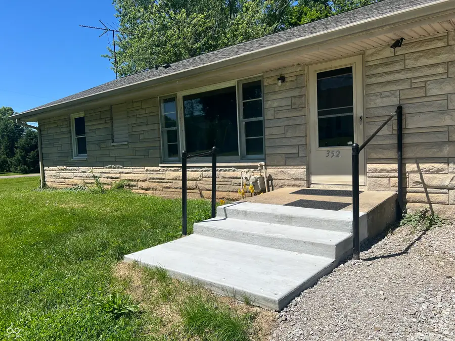 352 S 350 W, Columbus, IN 47201 - #3
