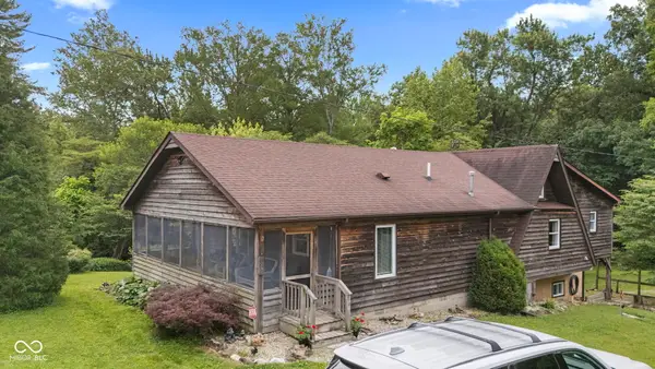 594 E Harrod Road, Austin, IN 47102