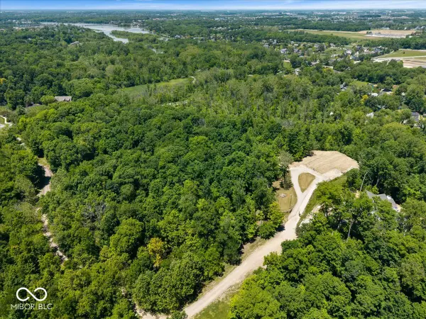 10651 Florida Road, Fishers, IN 46040