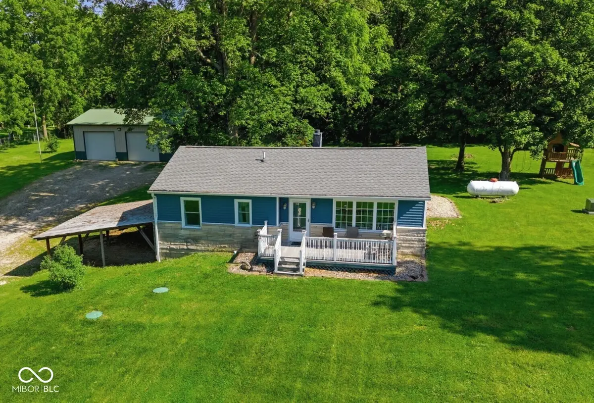 4562 W Division Road, Morgantown, IN 46160 - #1