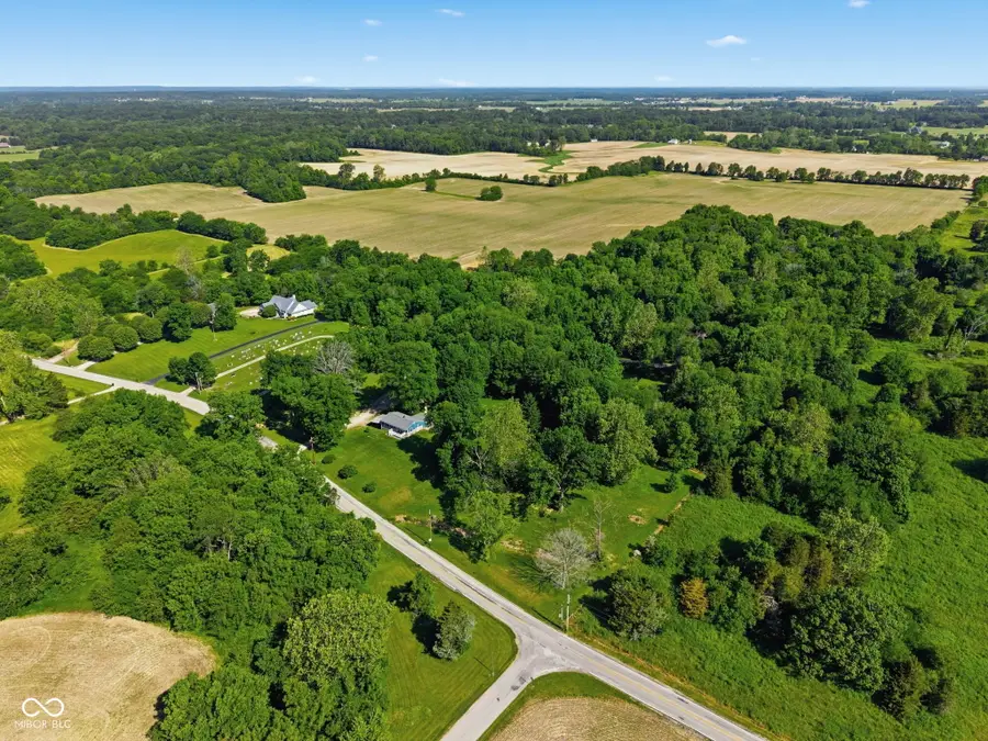 4562 W Division Road, Morgantown, IN 46160 - #2