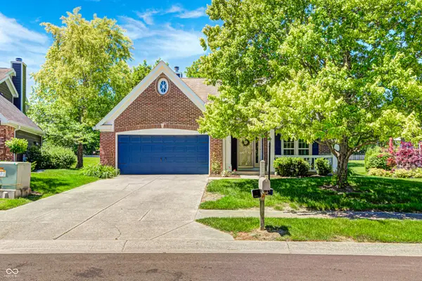 10713 Pimlico Circle, Carmel, IN 46280