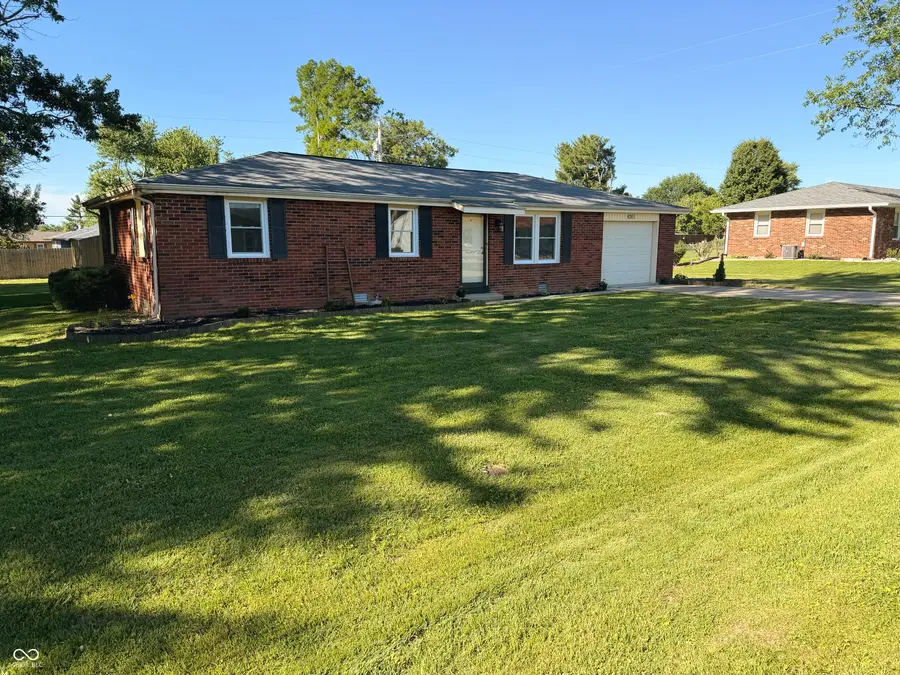 8262 E Rockwood Street, Columbus, IN 47203 - #2