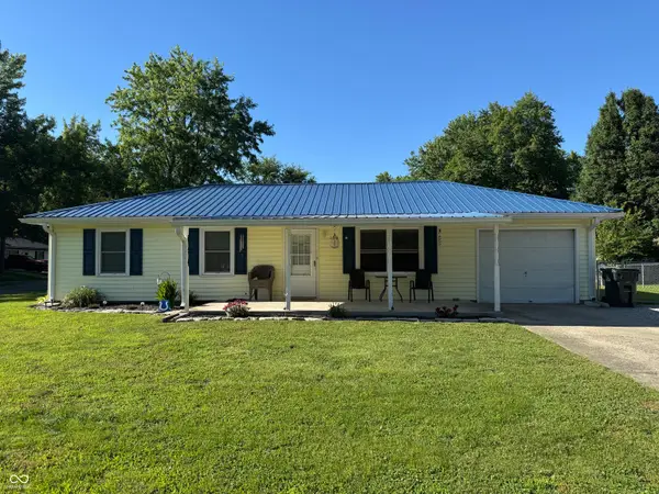 156 Hitchcock Drive, Hope, IN 47246