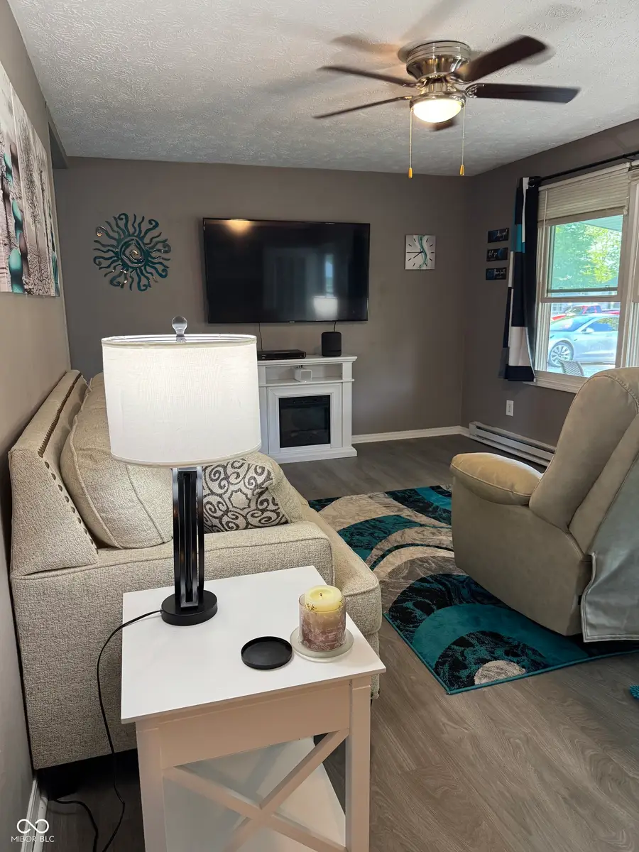 156 Hitchcock Drive, Hope, IN 47246 - #2
