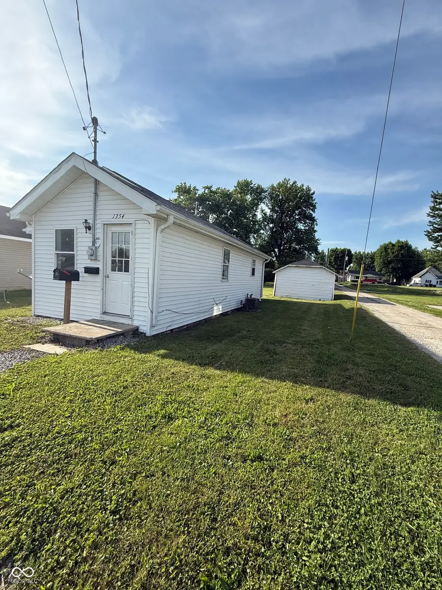 1354 W Jefferson, Frankfort, IN 46041 - #2
