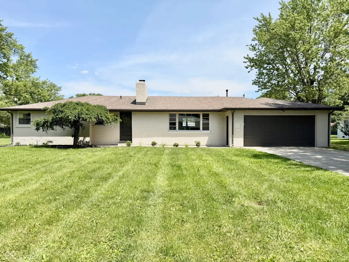2318 E 40th Street, Anderson, IN 46013 - #1