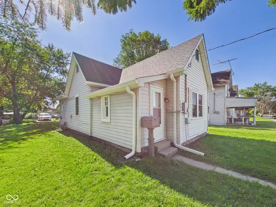 2636 Central Avenue, Anderson, IN 46016 - #3