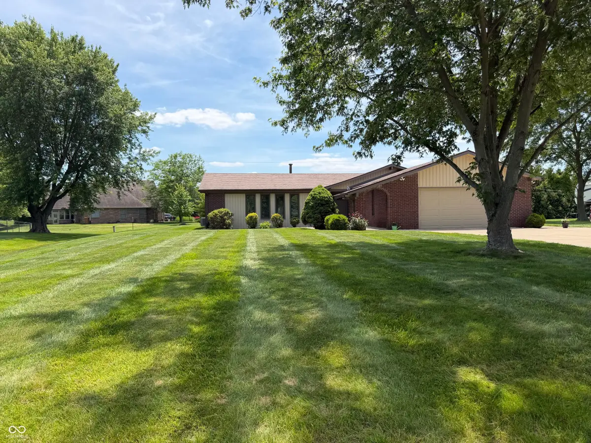 7007 W Meadows Lane, Greenfield, IN 46140 - #1