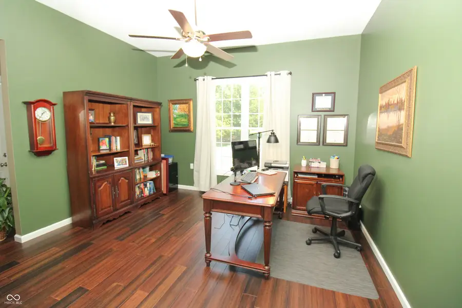 845 S Bay Hill, North Vernon, IN 47265 - #3