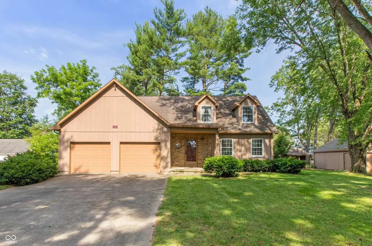 1221 S Poplar Street, Seymour, IN 47274 - #1