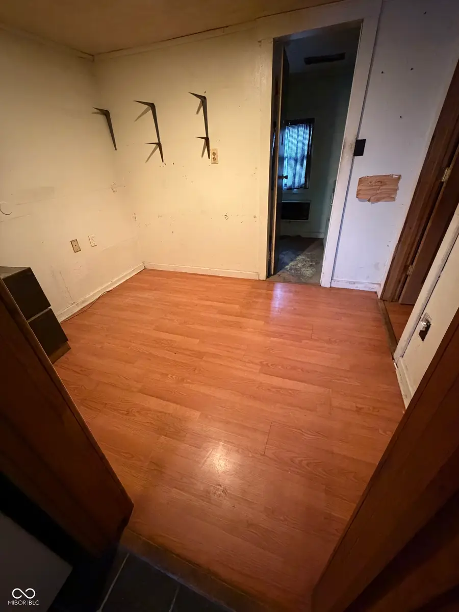 1313 E Scott Street, Vincennes, IN 47591 - #2