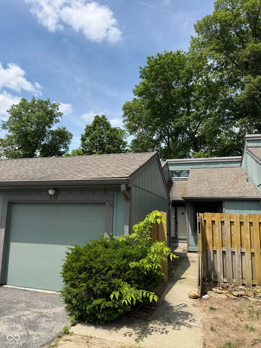 218 Sugarwood Lane, Avon, IN 46123 - #2