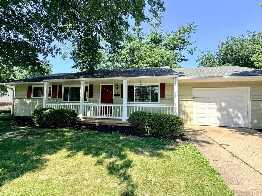 303 N Grace Avenue, Crawfordsville, IN 47933 - #2