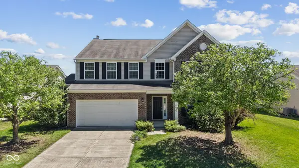 5973 Oakhaven Drive, Greenwood, IN 46142