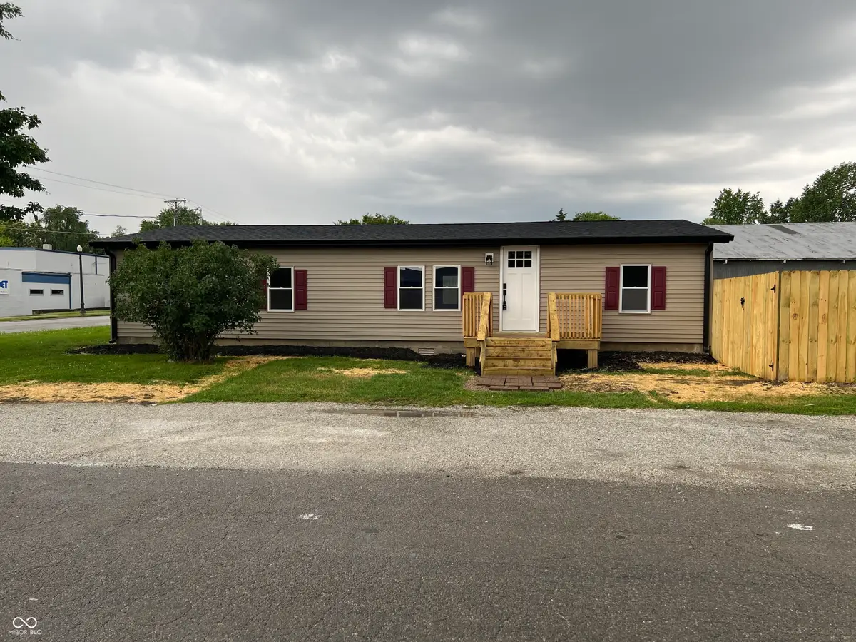 2428 S J Street, Elwood, IN 46036 - #1