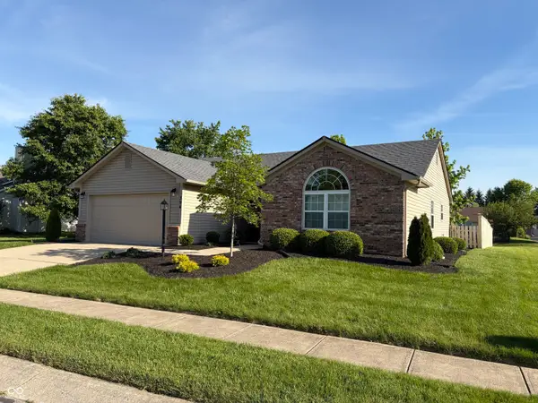 394 E Quail Wood Lane, Westfield, IN 46074