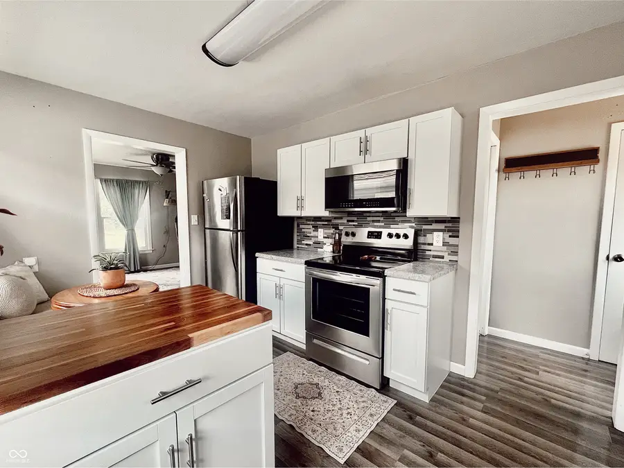 63 N 15th Avenue, Beech Grove, IN 46107 - #3