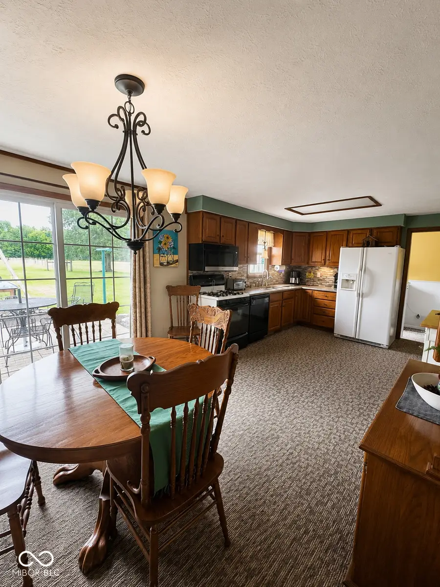 9082 W County Road 700 S, Colfax, IN 46035 - #2