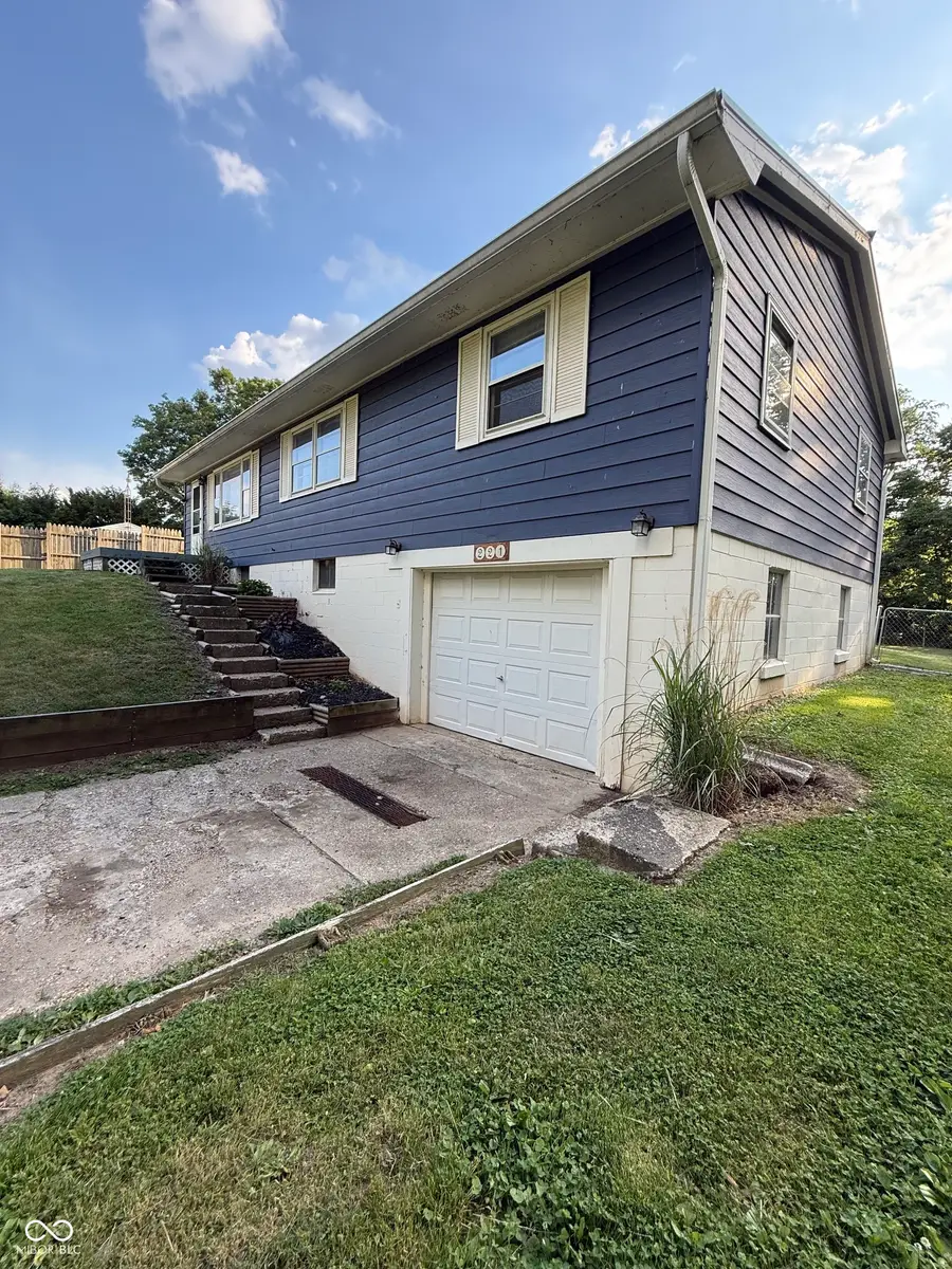 221 N Eugene, Cayuga, IN 47928 - #3
