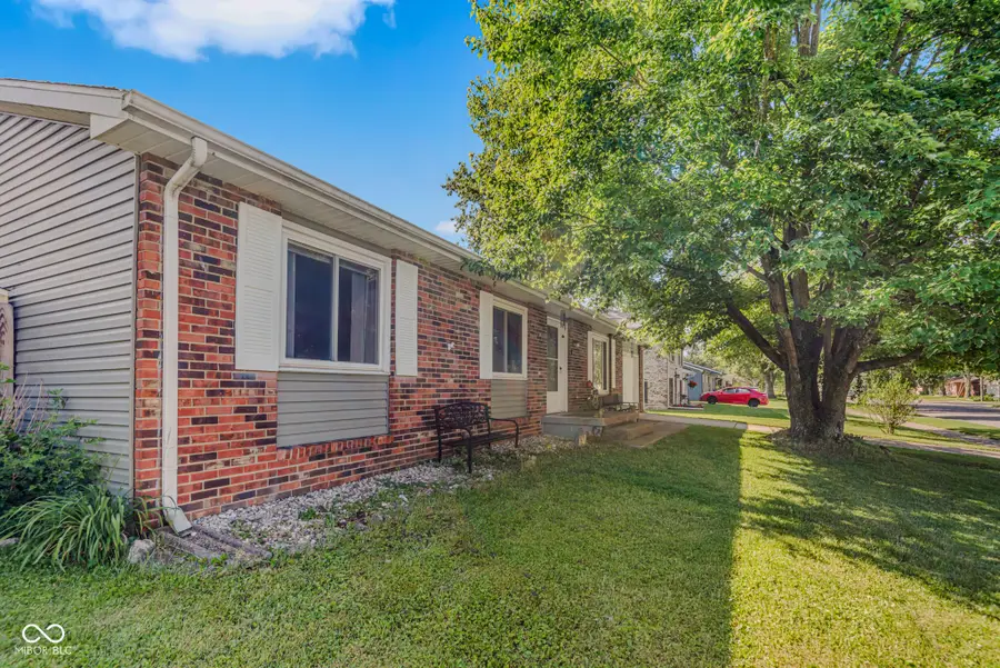 1921 Lockerbie Drive, Columbus, IN 47203 - #2