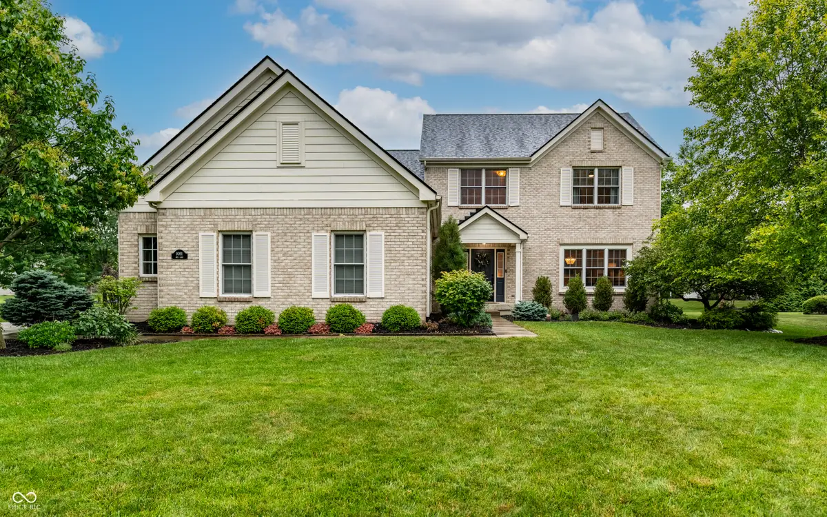 9091 Iris Lane, Zionsville, IN 46077 - #1