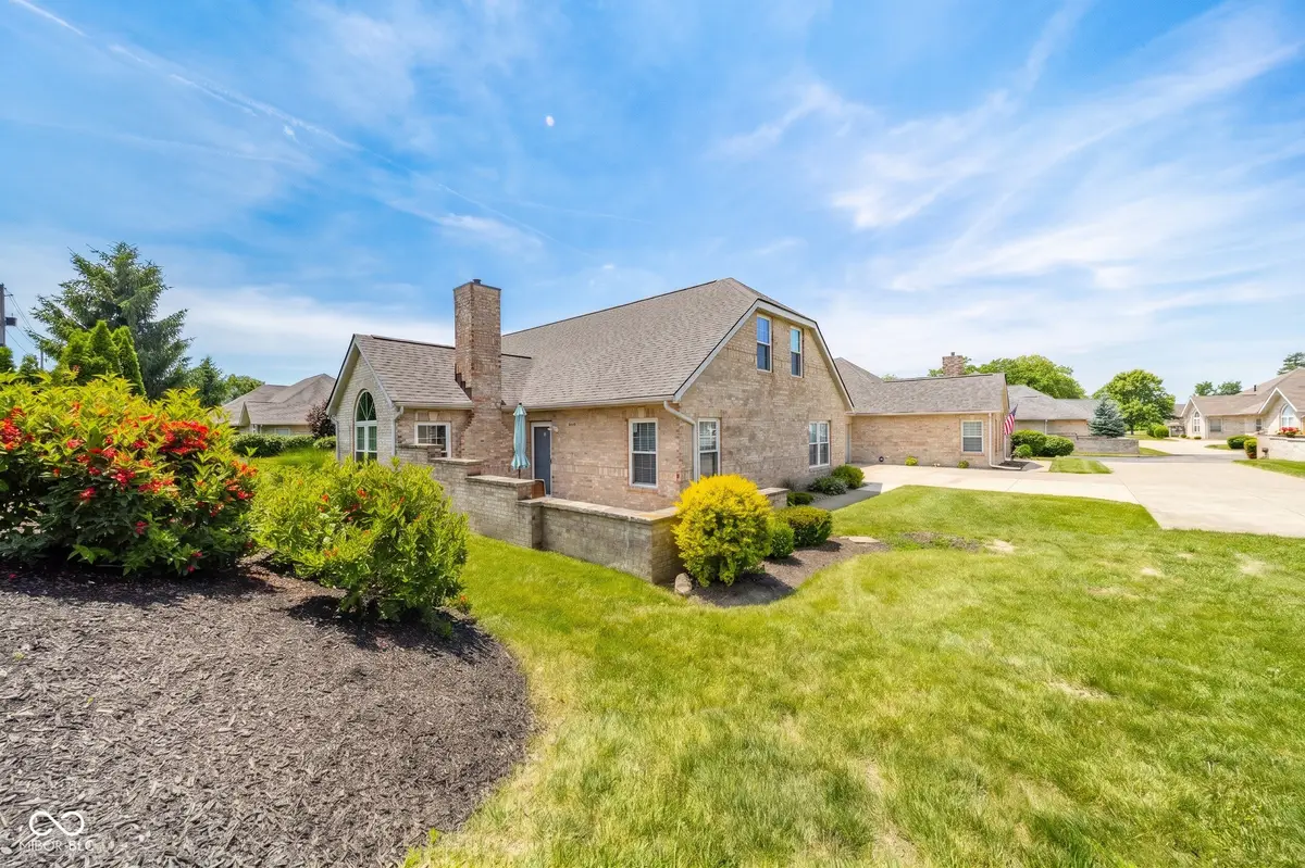 3065 W Applewood Court, Muncie, IN 47304 - #1