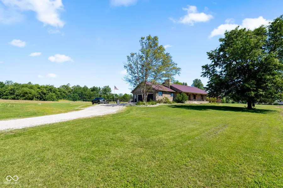 1802 N Ewing Street, Seymour, IN 47274 - #3