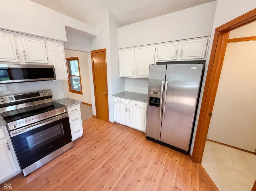 4202 Sunshine Avenue, Indianapolis, IN 46228 - #2