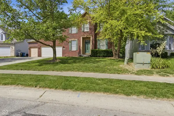11320 Bear Hollow Court, Indianapolis, IN 46229