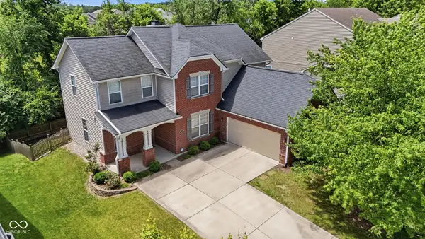 10929 Glazer Way, Fishers, IN 46038