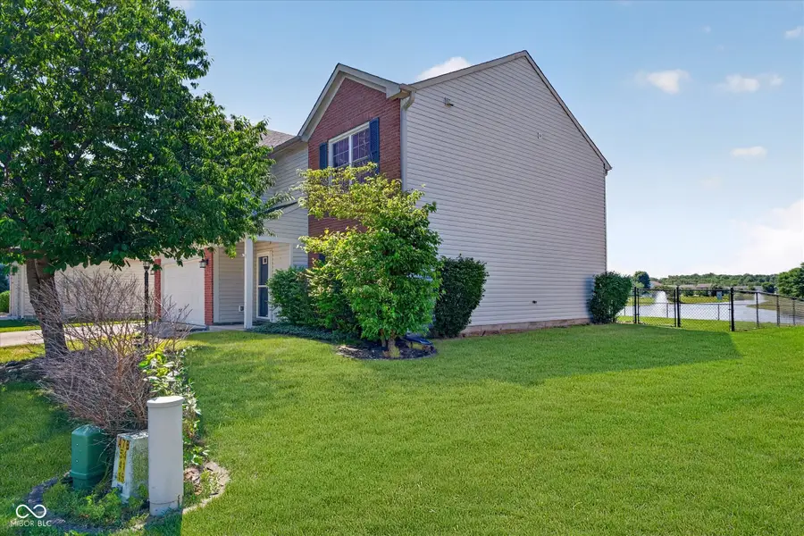 2295 Lakecrest Drive, Columbus, IN 47201 - #3