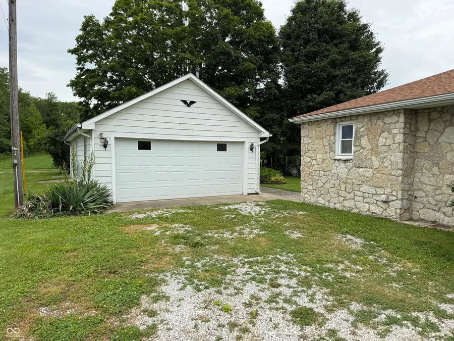 42 N Leota Street, Orestes, IN 46063 - #3