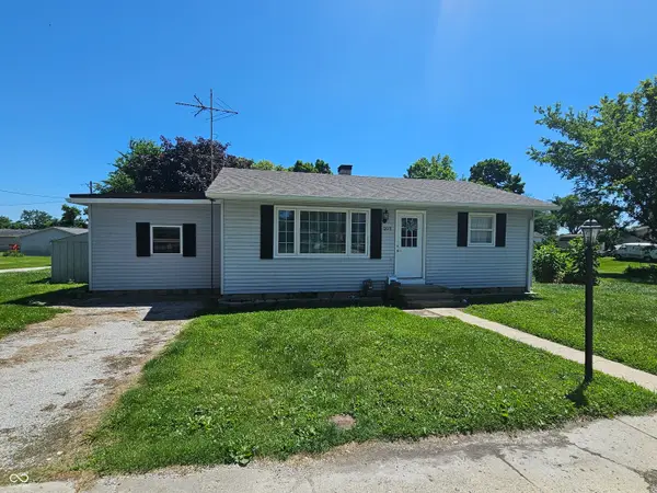 202 W Walnut Street, Bainbridge, IN 46105