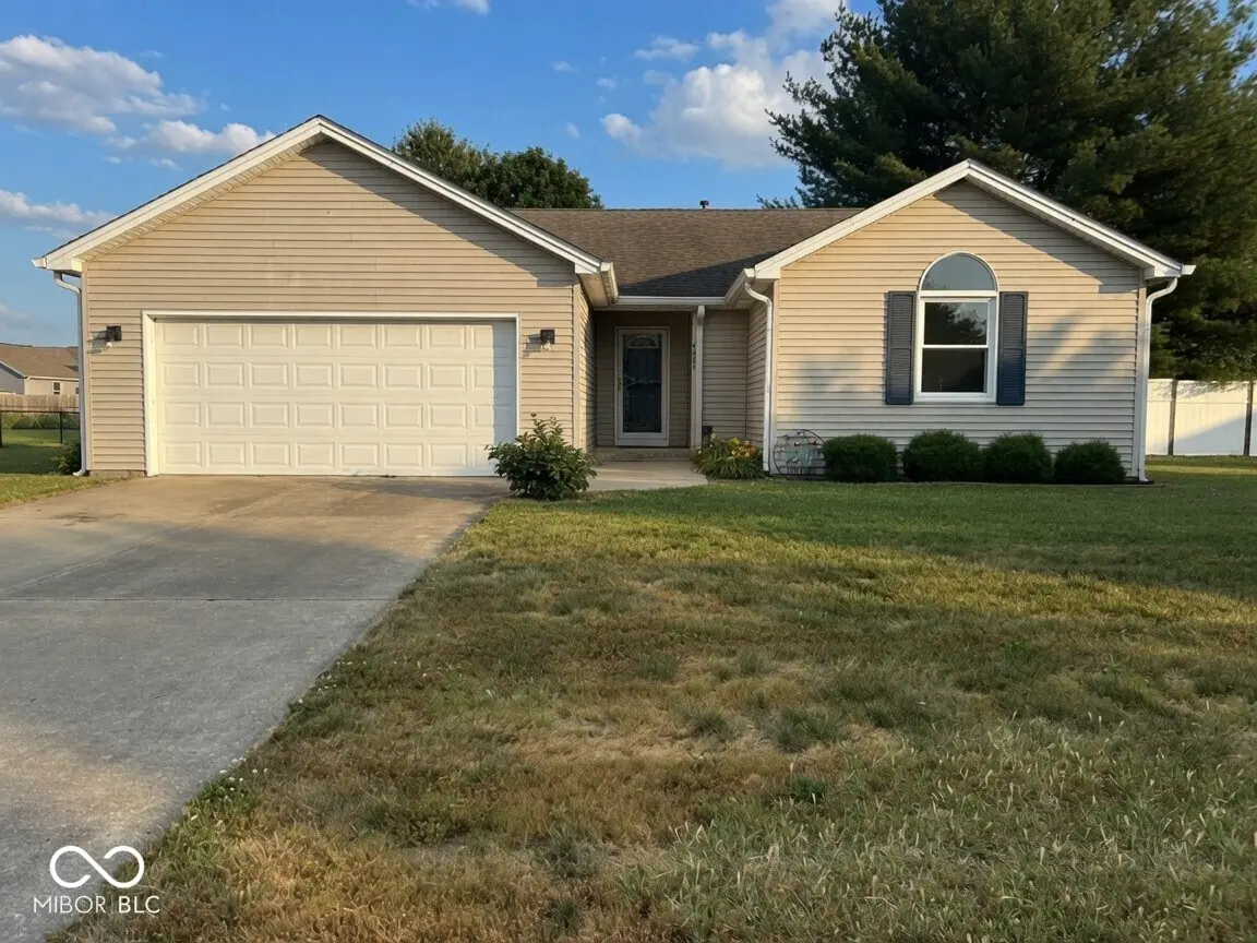4684 Hackberry Drive, Columbus, IN 47201 - #1
