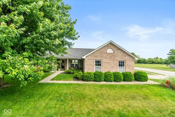 4530 Golden Hinde Way, Westfield, IN 46062