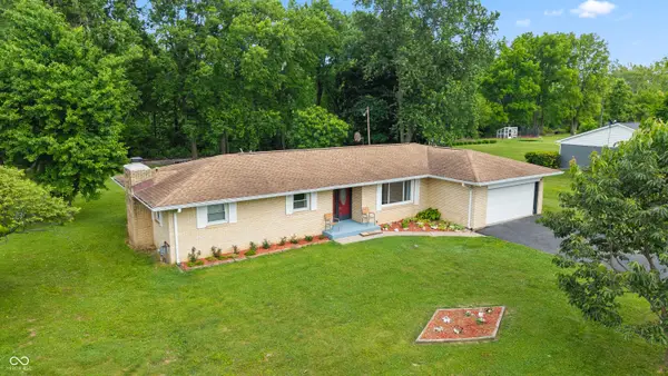 10751 N Rainbow Lane, Mooresville, IN 46158
