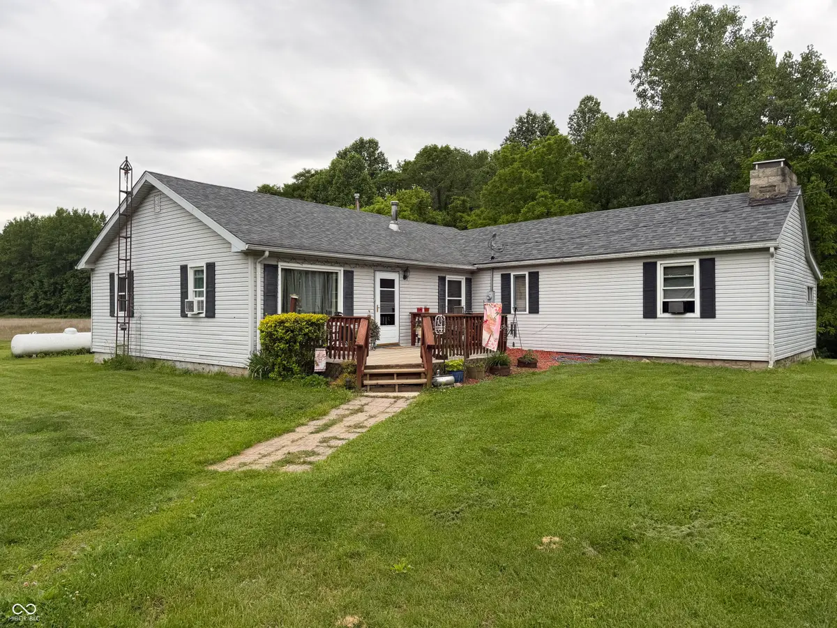 11152 Lewis Road, Laurel, IN 47024 - #1