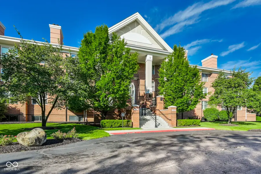 8650 Jaffa Court West Drive #UNIT 33, Indianapolis, IN 46260 - #2