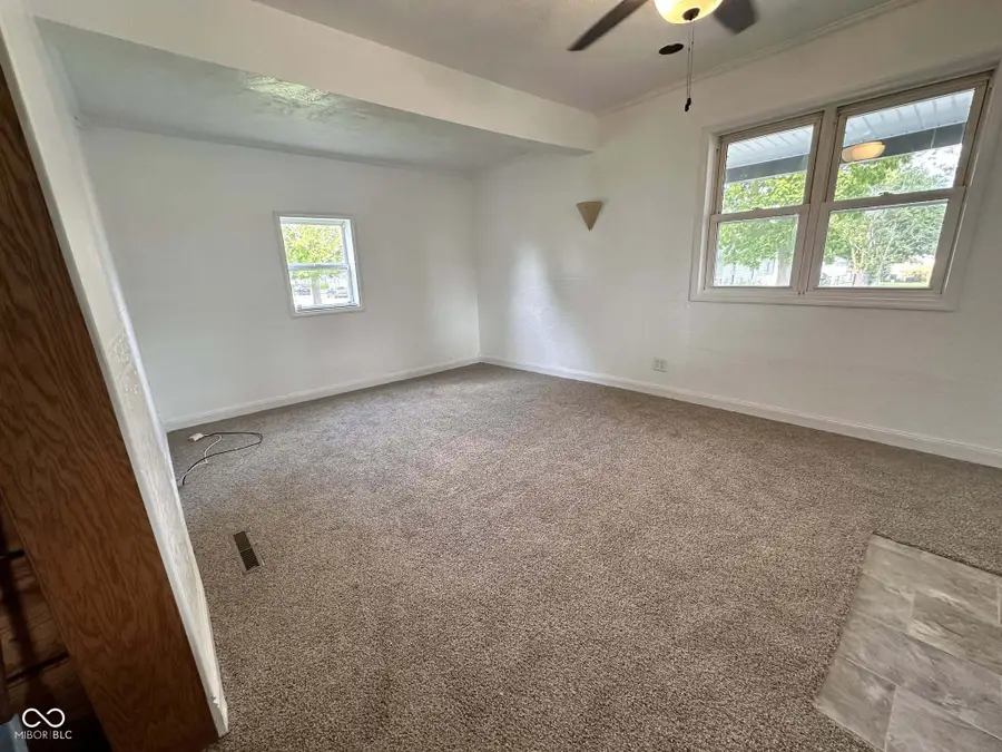725 S Bell Street, Kokomo, IN 46901 - #3