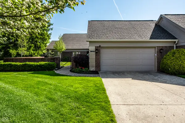 220 Olde Mill Cove, Indianapolis, IN 46260