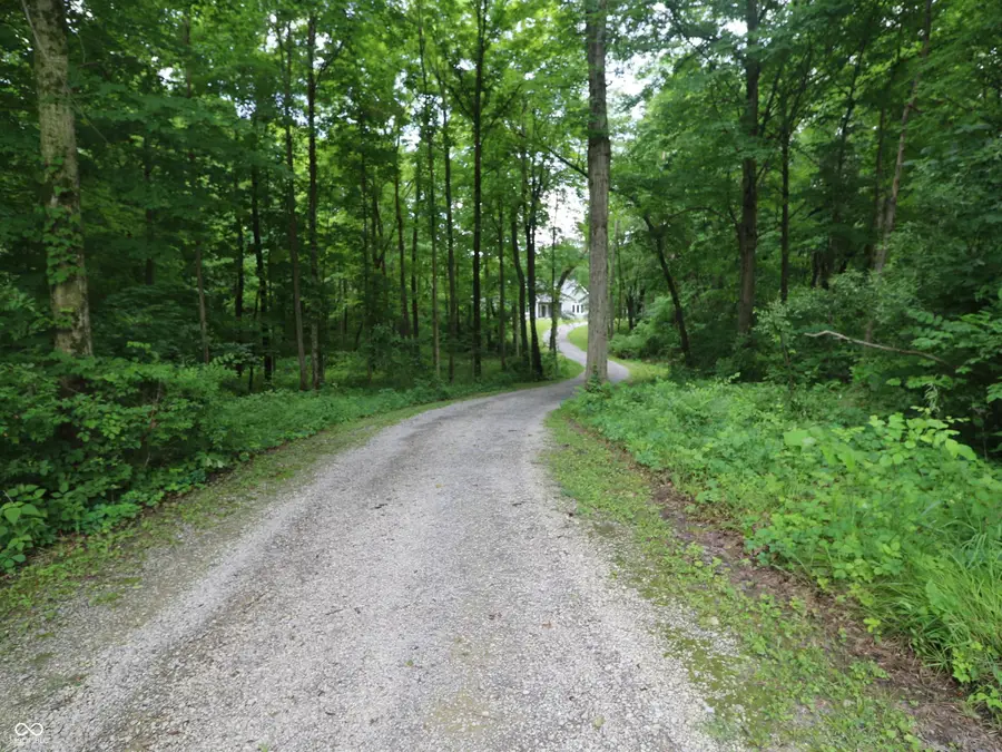 355 E Johnson Bridge Road, Williamsport, IN 47993 - #2