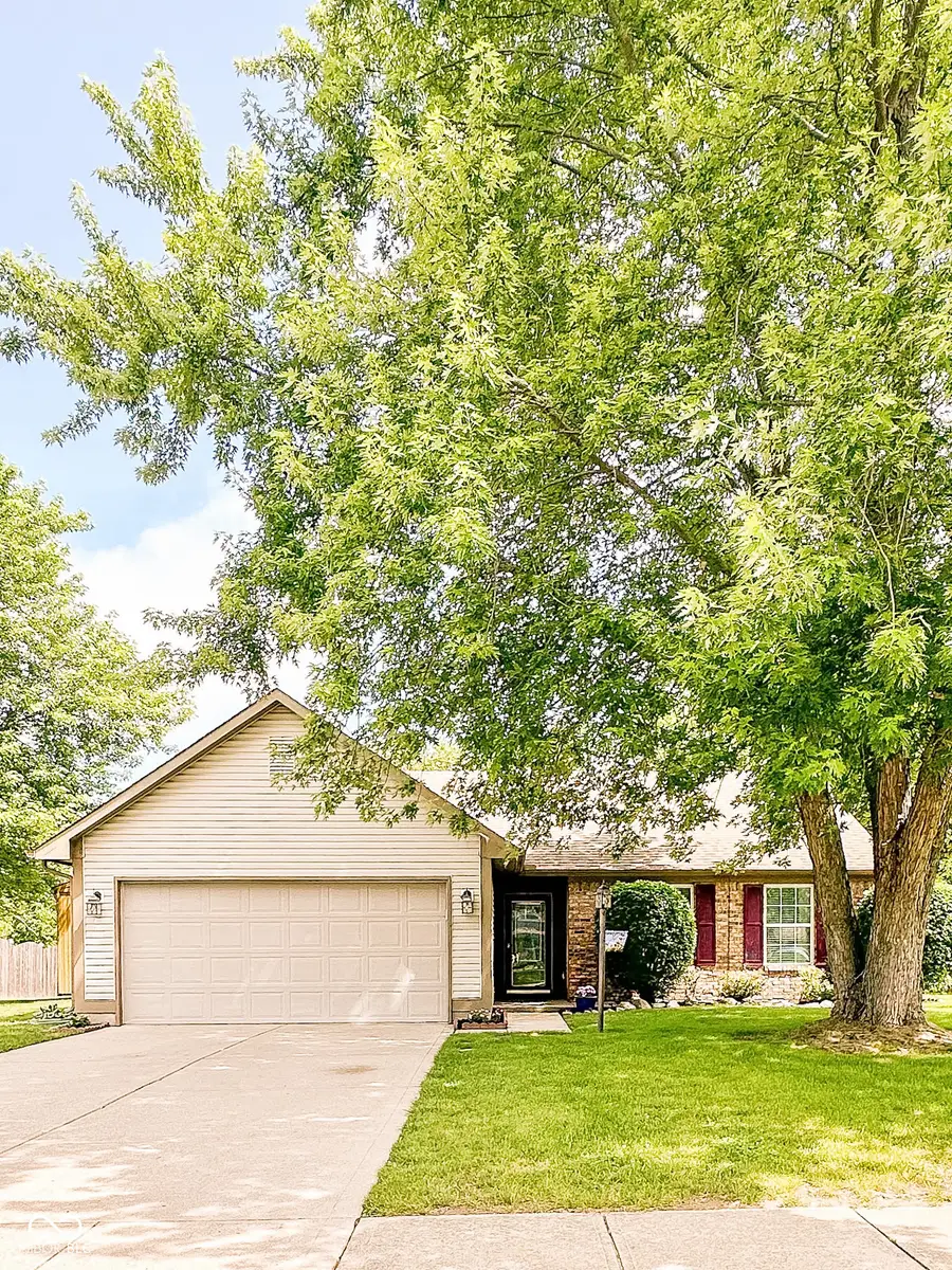 188 Oxford Avenue, Pendleton, IN 46064 - #3